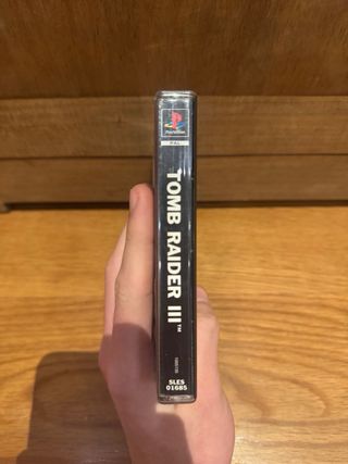 Tomb Raider III PS1 PAL España Completo
