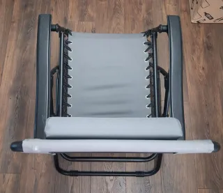 Dos Tumbonas Plegables Reclinables con Cojín