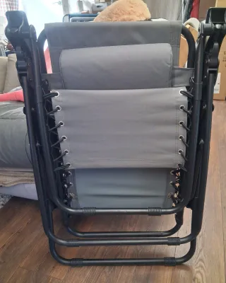 Dos Tumbonas Plegables Reclinables con Cojín