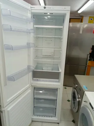 Nevera combi Balay 200/60cm A++ con garantia