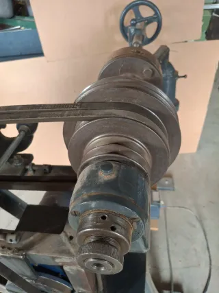 Torno de madera profesional