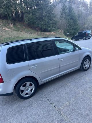 Volkswagen Touran 2003