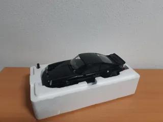 Schuco Porsche 934 RSR 1:18