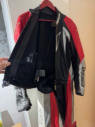Mono de cuero Dainese