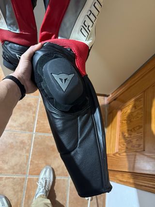 Mono de cuero Dainese