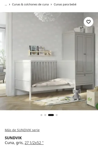 Cuna de bebé gris Ikea modelo SUNDVIC