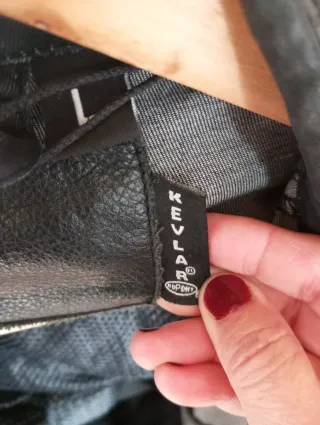 Chaqueta de moto con protecciones