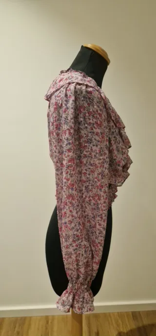 Blusa curta floral rosa e multicolor