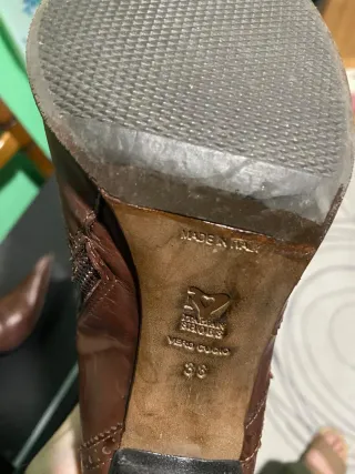 Botas de cuero altas tacón Lea Foscati