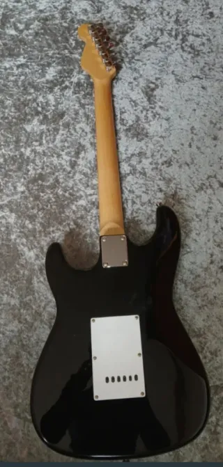 Guitarra Eléctrica Negra