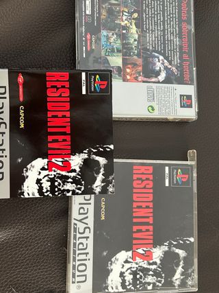 Resident Evil 2 Platinum portadas y librillo esp