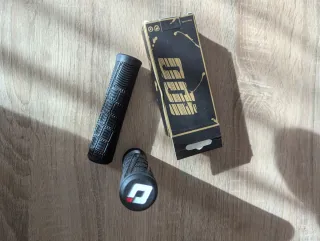 Puños Odi para Bicicleta