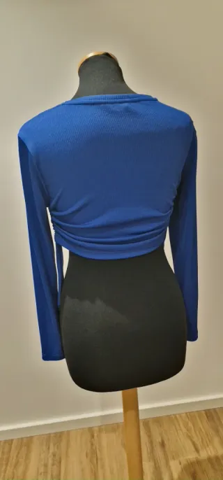 Camisola azul manga comprida