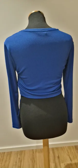 Camisola azul manga comprida