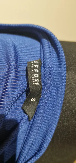 Camisola azul manga comprida