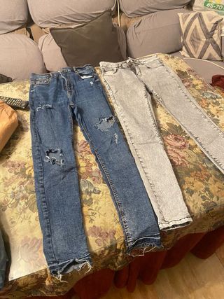 Pantalones pitillo vaqueros desgastados