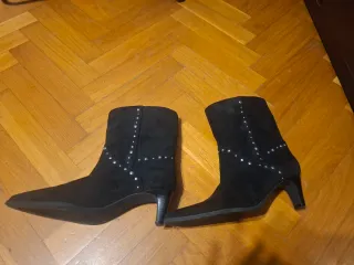 Botines Lefties ante tachas negro T38