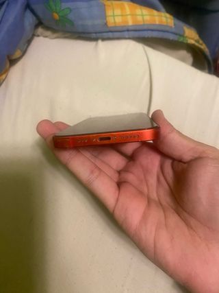 iPhone 12 Rojo