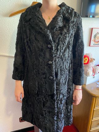 Abrigo de piel de astracán negro Balcázar