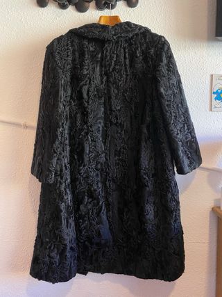 Abrigo de piel de astracán negro Balcázar
