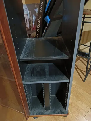 Mueble para cadena de música