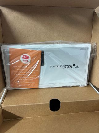Nintendo DSi XL Nero Nuovo In Box