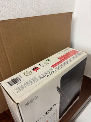 Nintendo DSi XL Nero Nuovo In Box