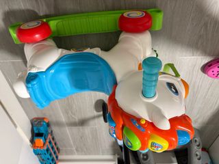 Balancín y correpasillos infantil