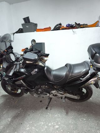 Honda Varadero 1000 2004 Negra