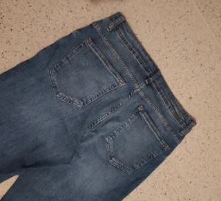 Pantalones anchos: Straight Fit