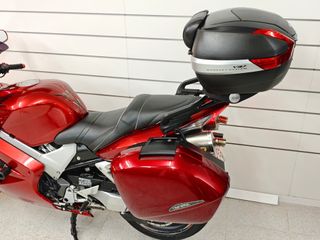 Honda VFR 800 Roja