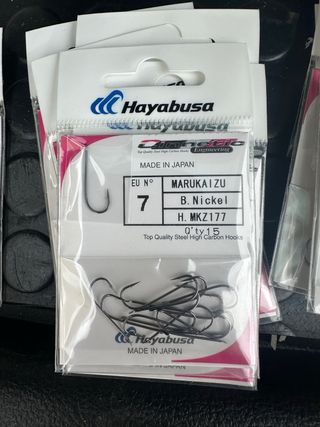 Anzuelos Hayabusa (5/0, 4/0, 9, 7, 5 y 4)