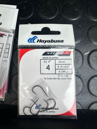 Anzuelos Hayabusa (5/0, 4/0, 9, 7, 5 y 4)