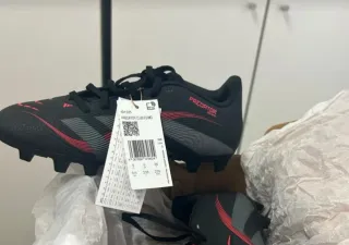 Adidas Predator Club FG/MG Talla 38