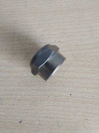 Tuerca horquilla derbi variant