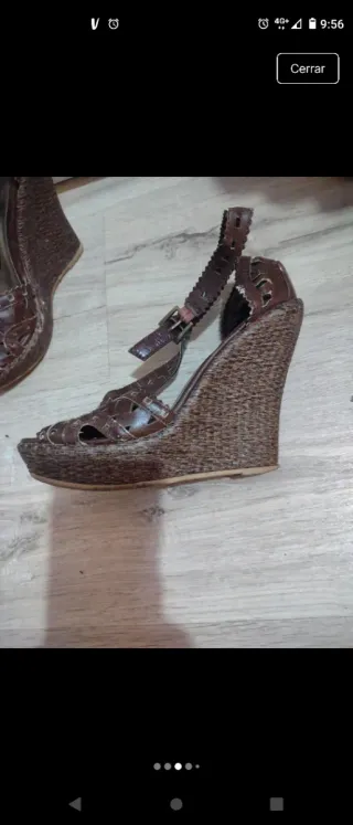 Zapatos de cuña vintage marrones