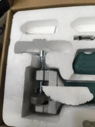 Cortador de vidrio y azulejos