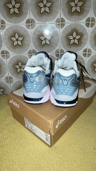 Asics Gel-Kayano 14 Tamanho 42 novas