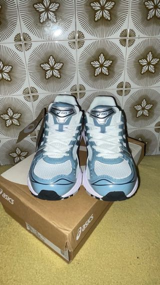 Asics Gel-Kayano 14 Tamanho 42 novas