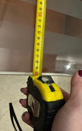 Mesa Centro Madera y Cristal con Vitrina