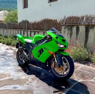 Kawasaki Ninja ZX6R 636 Verde