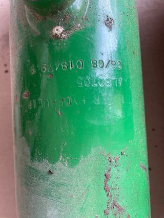 Botellas elevador hidráulico JOHN DEERE