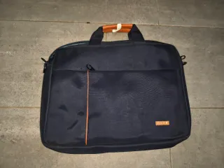 Maletín KVM Negro y Naranja