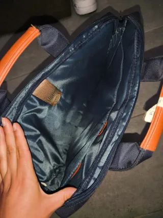 Maletín KVM Negro y Naranja