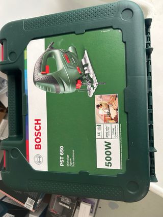 Sierra de calar Bosch PST 650 500W + maletín