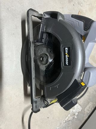 Sierra Circular Enventor 1400W se a usado 2 veces