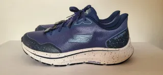 NUEVO Skechers