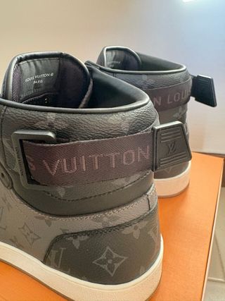 Sneakers Louis Vuitton Run Away alte in Monogram