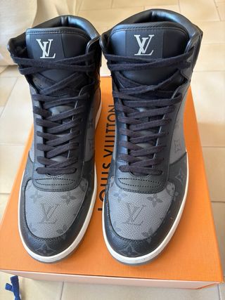 Sneakers Louis Vuitton Run Away alte in Monogram