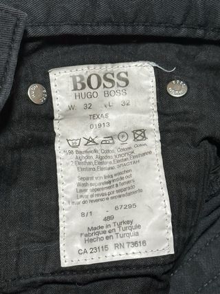 Pantalón vaquero negro Hugo Boss